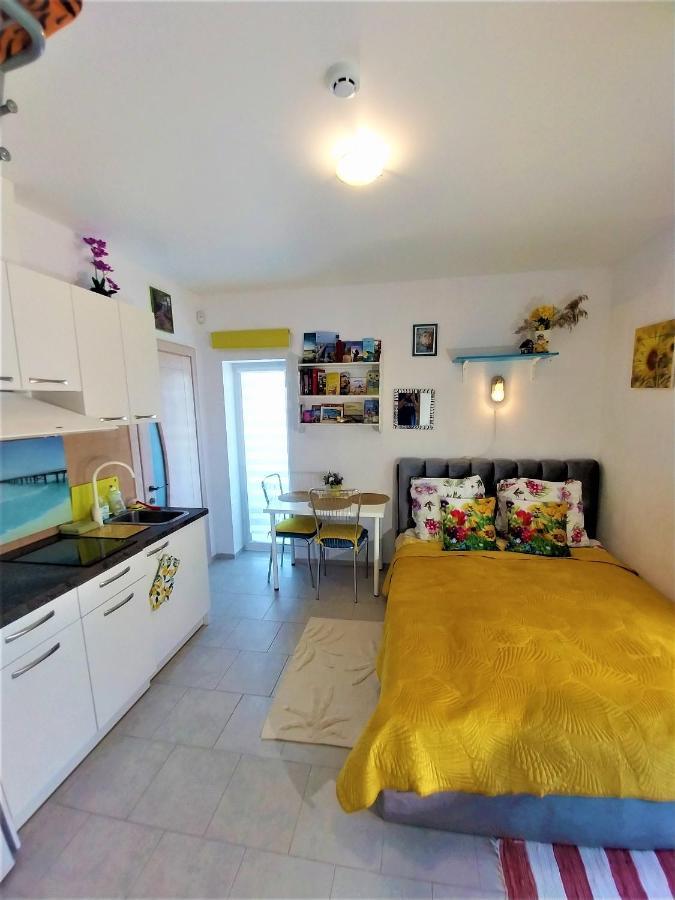 Geltoni Apartamentai Palanga Eksteriør billede